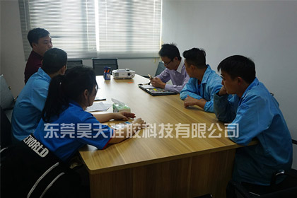 硅胶钥匙包工厂定制有通过迪士尼认证的吗？